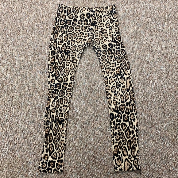 Active Basic leopard pattern leggings - Size Small - Picture 2 of 11